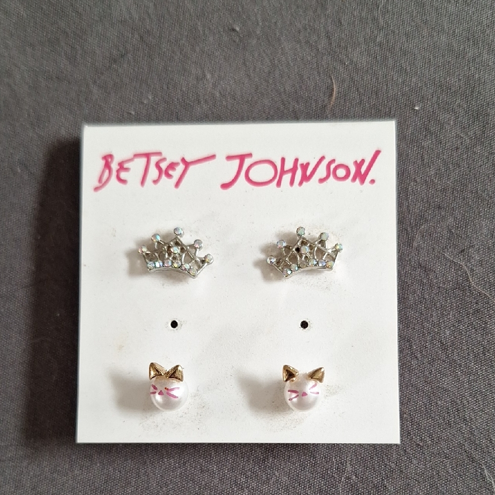 Betsey Johnson Silver Crown and White Cat Earrings